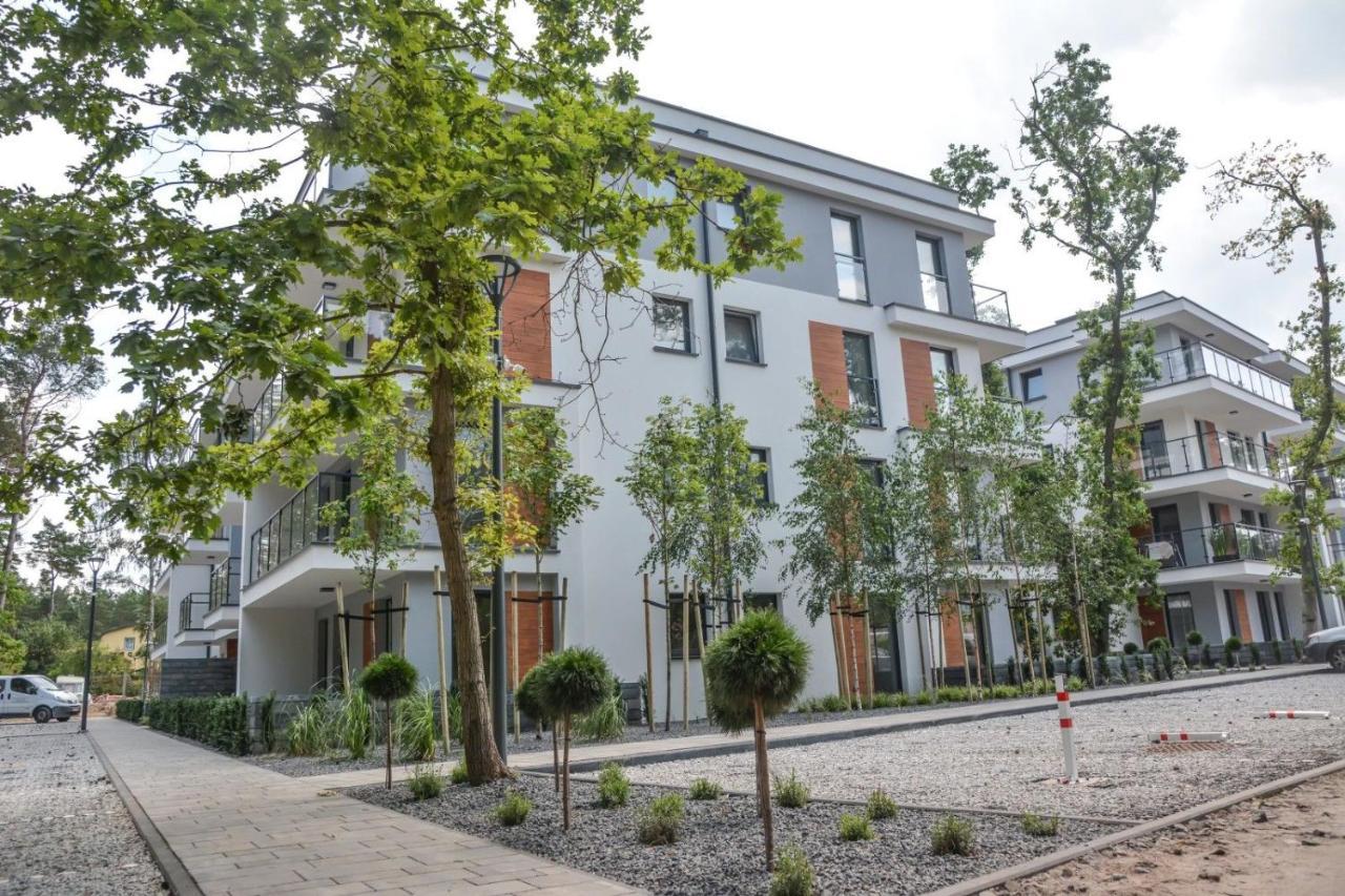 Pobierowo Baltic Apartament Turkusowy Exterior photo