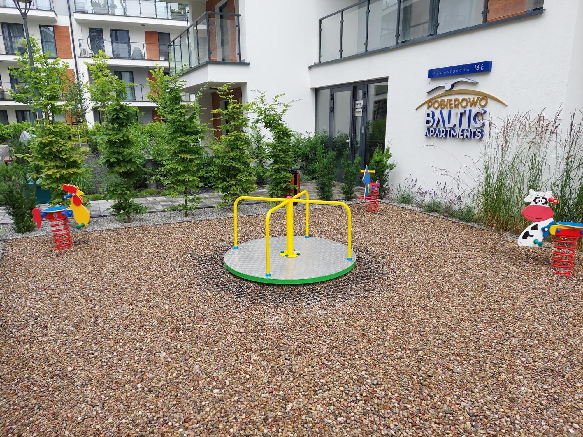 Pobierowo Baltic Apartament Turkusowy Exterior photo